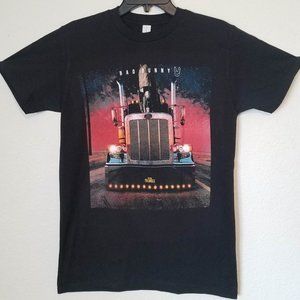 New "Bad Bunny El Último Tour Del Mundo" Unisex T-Shirt. Small-2XL.